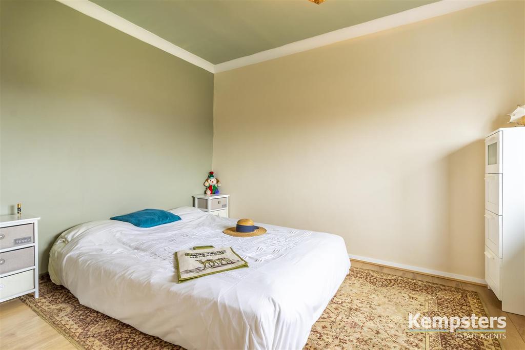 Bedroom 2 2nd.jpg