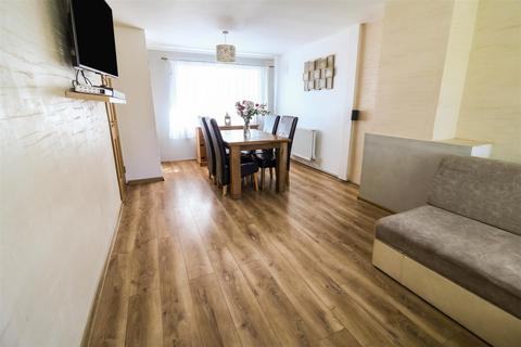 118 Ram Gorse, Harlow, CM20 1QA