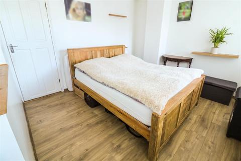 118 Ram Gorse, Harlow, CM20 1QA