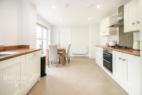 6 Bluebrook Avenue, Hambleton, Poulton-le-fylde, FY6 9FG