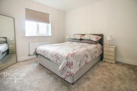 6 Bluebrook Avenue, Hambleton, Poulton-le-fylde, FY6 9FG