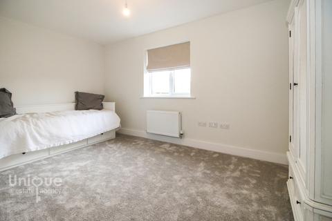 6 Bluebrook Avenue, Hambleton, Poulton-le-fylde, FY6 9FG