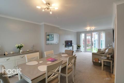 27 Finucane Drive, Orpington, BR5 4ED