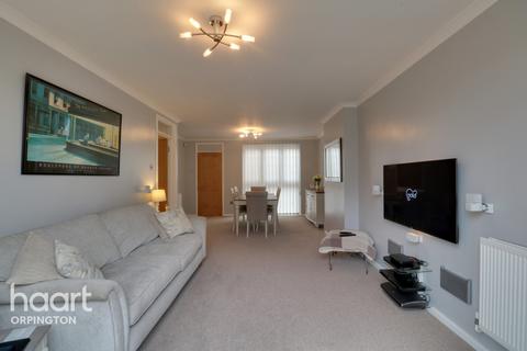27 Finucane Drive, Orpington, BR5 4ED