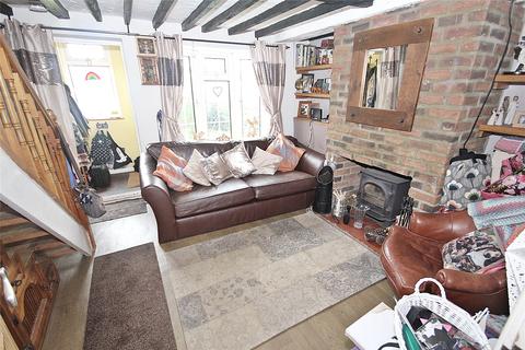 2 bedroom terraced house for sale - Station Road, Flitwick, Bedfordshire, Bedfordshire, MK45