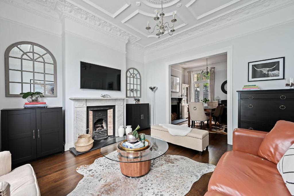 Alexandra Road, Wimbledon 4 bed terraced house £1,195,000