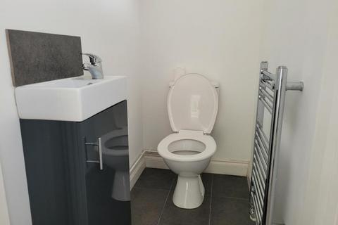 undefined, Thames Ditton,  Surrey,  KT7