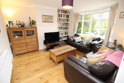 9 Avon Close, Worcester Park, KT4 7AQ