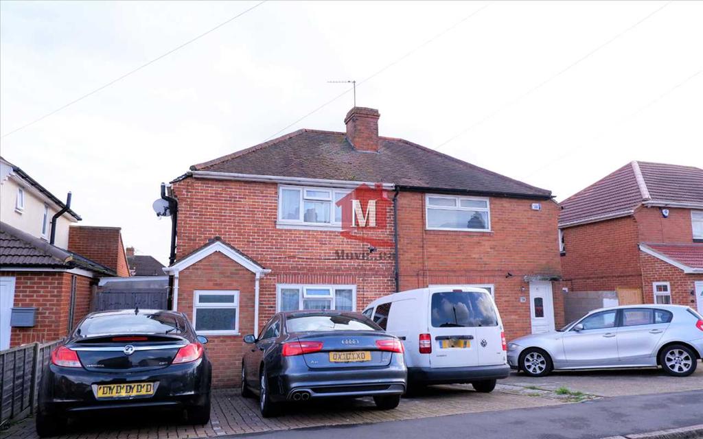 Norfolk Avenue, Slough 3 bed semidetached house £449,950