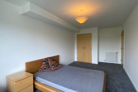 2 bedroom flat to rent, Harvesters Place, Edinburgh, EH14