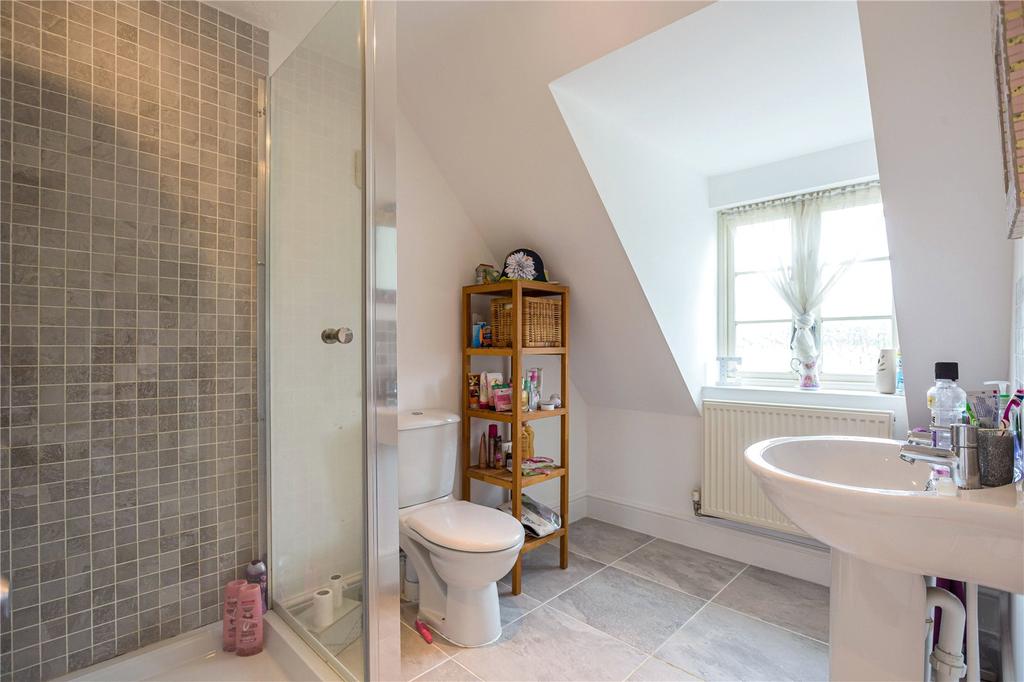 En-Suite To Bedroom