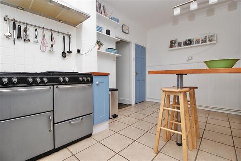 49 Camden Road, Ipswich, IP3 8JW