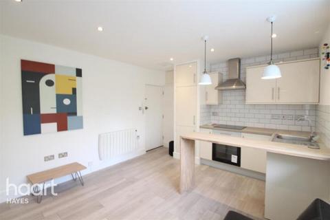 1 bedroom apartment to rent, Willenhall Drive, Hayes