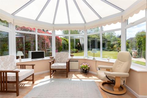 110 Barkham Ride, Finchampstead, Wokingham, RG40 4EN