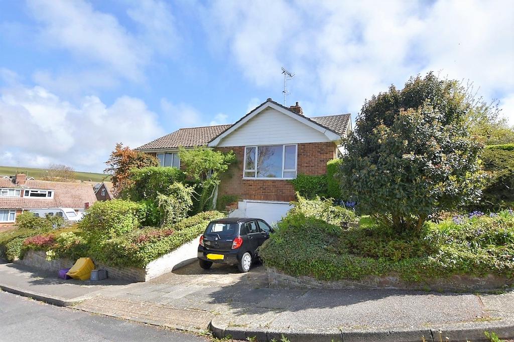 Westfield Avenue North, Saltdean, Brighton, BN2 8HS 2 bed detached