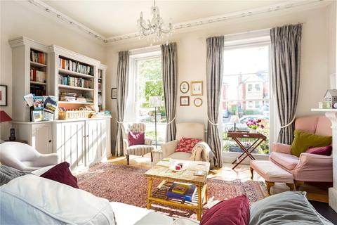 33 Leckhampton Road, Cheltenham, GL53 0BD