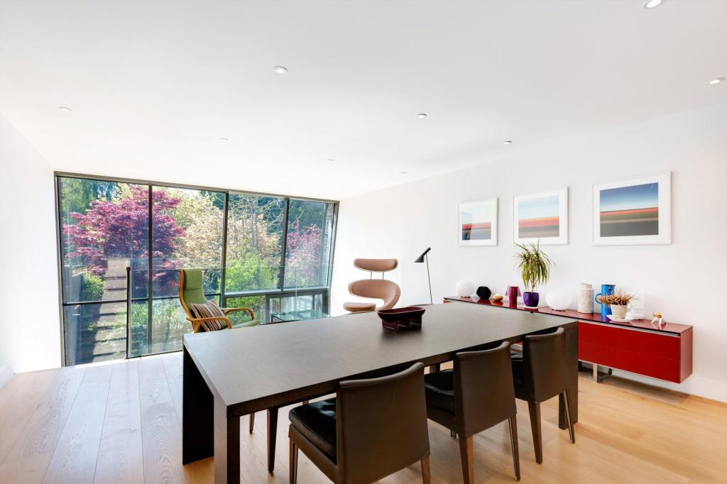 Oakhill Avenue, Hampstead, London, NW3 4 bed terraced house £4,000,000
