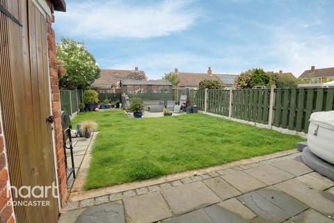 12 Sheep Dip Lane, Dunscroft, Doncaster, DN7 4AX