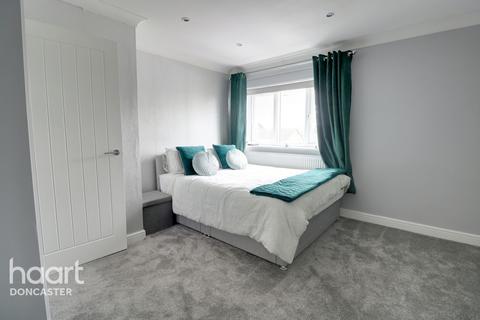 12 Sheep Dip Lane, Dunscroft, Doncaster, DN7 4AX