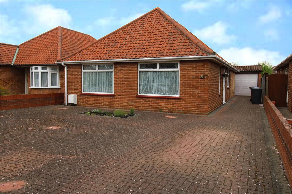Chelsworth Avenue, Ipswich, IP4 2 bed bungalow £1,100 pcm (£254 pw)
