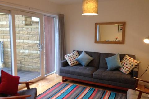 2 bedroom flat to rent, Kimmerghame Terrace, Fettes, Edinburgh, EH4