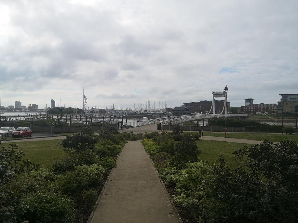 Pearson House, 206 Heritage Way, Gosport PO12 2 bed flat £750 pcm (£