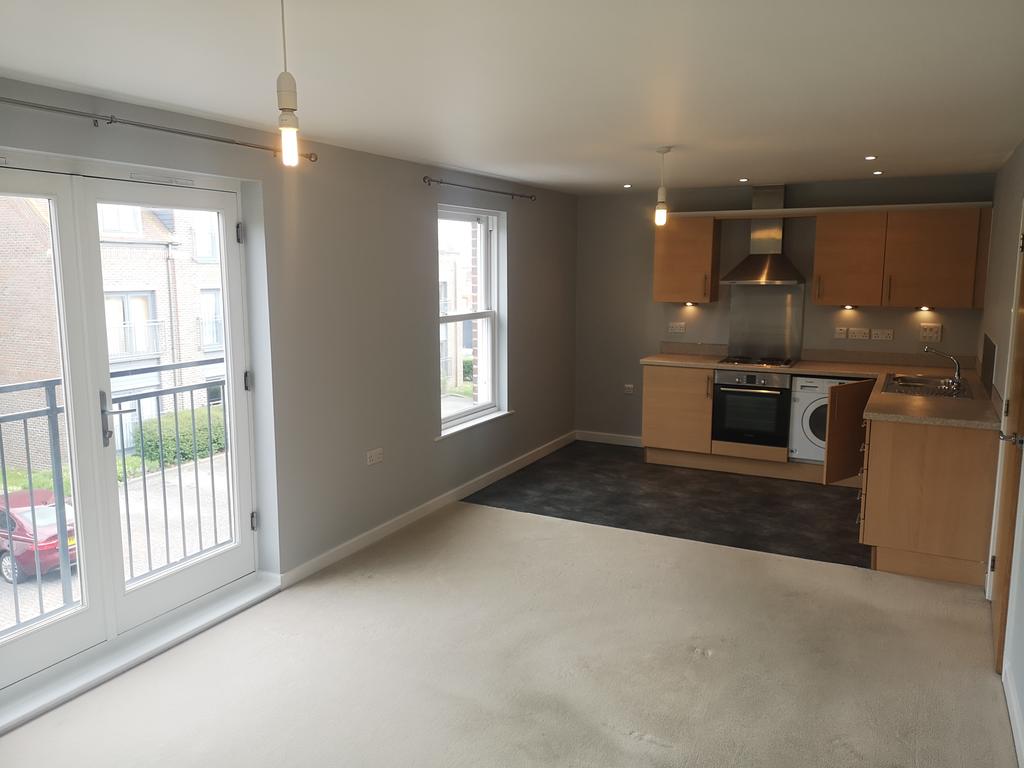 Pearson House, 206 Heritage Way, Gosport PO12 2 bed flat £750 pcm (£