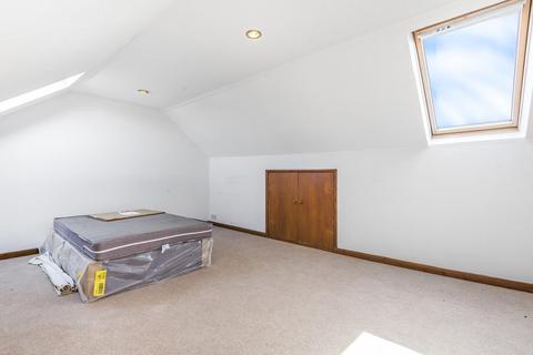 13a Stanton Road, London, SW20 8RL
