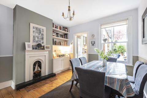 54 Queens Road, Thames Ditton, KT7 0QX