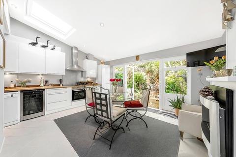 24 Silverton Road, London, W6 9NY