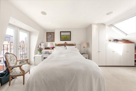 24 Silverton Road, London, W6 9NY