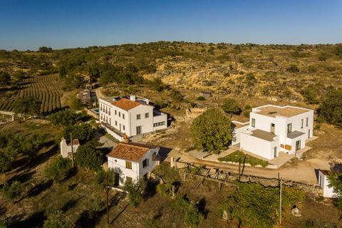 13 bedroom property, Alentejo