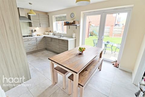 12 Sutton Crescent, Barton Under Needwood, Burton-on-trent, DE13 8FE