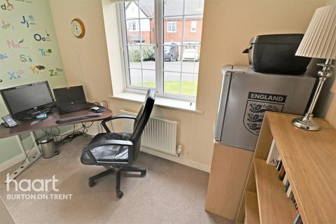 12 Sutton Crescent, Barton Under Needwood, Burton-on-trent, DE13 8FE