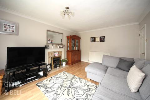 39 Tameton Close, Luton, LU2 8UX