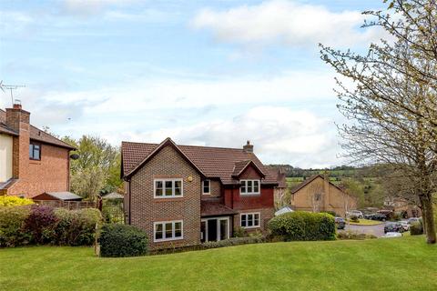 2 Benson Close, Marlborough, SN8 1UW