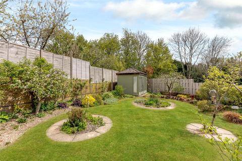 2 Benson Close, Marlborough, SN8 1UW