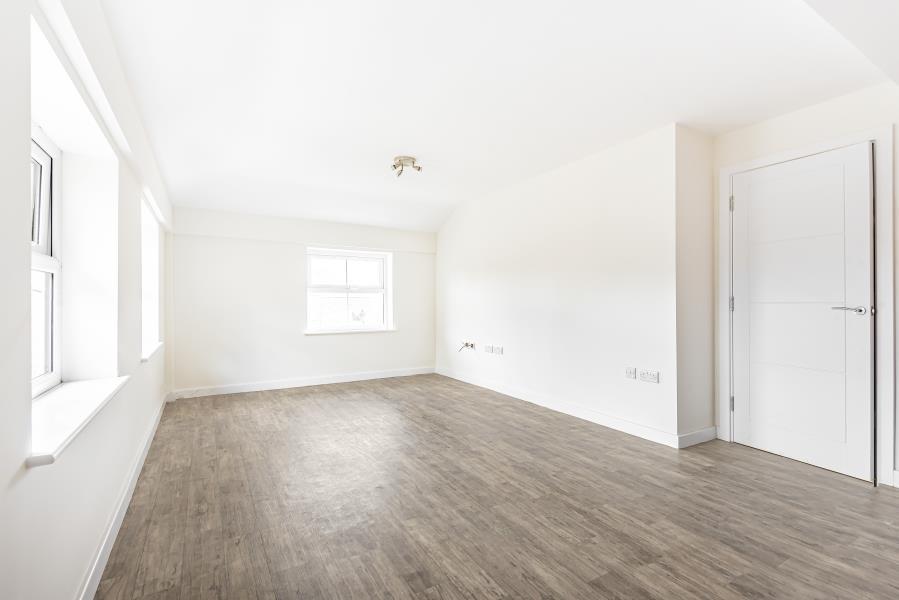 MOWBRAY HOUSE, MOWBRAY SQUARE, HARROGATE, HG1 5AU 2 bed apartment £