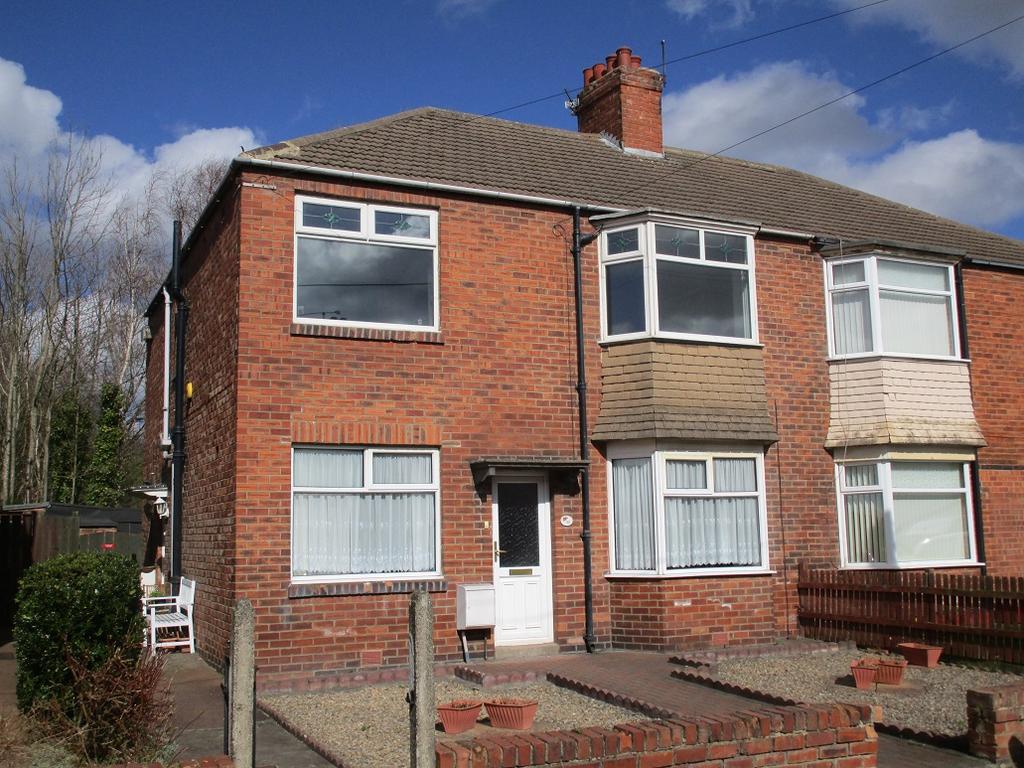 Deneholm, Holy Cross, Wallsend NE28 2 bed flat £550 pcm (£127 pw)