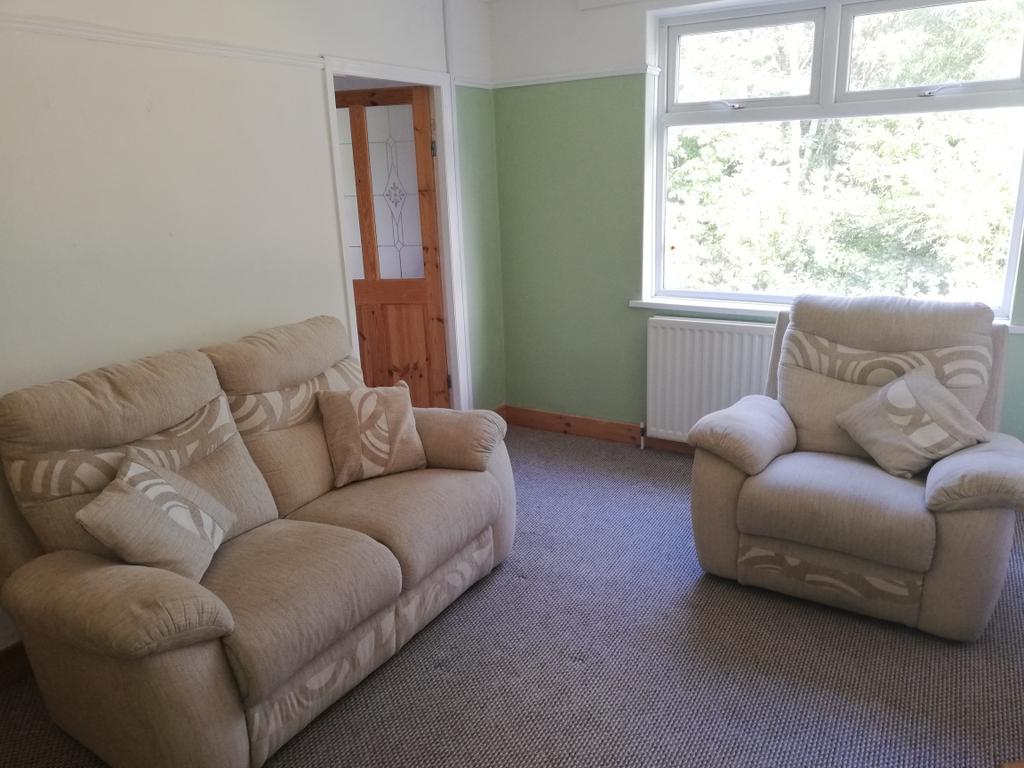 Deneholm, Holy Cross, Wallsend NE28 2 bed flat £550 pcm (£127 pw)