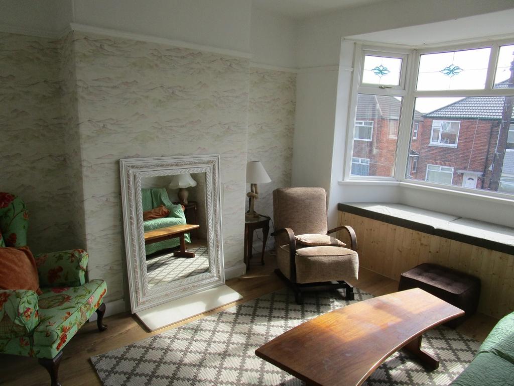 Deneholm, Holy Cross, Wallsend NE28 2 bed flat £550 pcm (£127 pw)