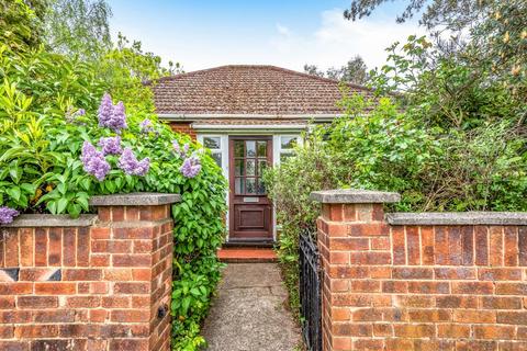285 Guildford Road, Bisley, Woking, GU24 9AA