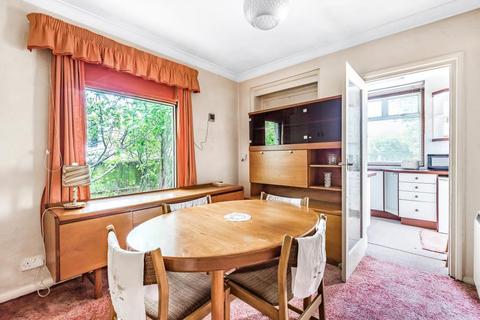 285 Guildford Road, Bisley, Woking, GU24 9AA