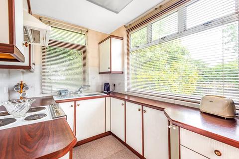 285 Guildford Road, Bisley, Woking, GU24 9AA