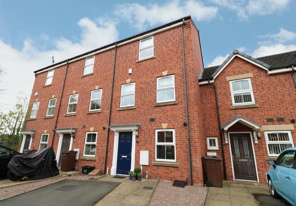 Snitterfield Drive, Shirley 4 bed townhouse £325,000