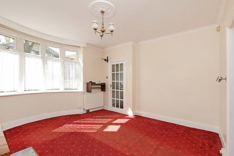 21 Hollythorpe Crescent, Sheffield, S8 9NA