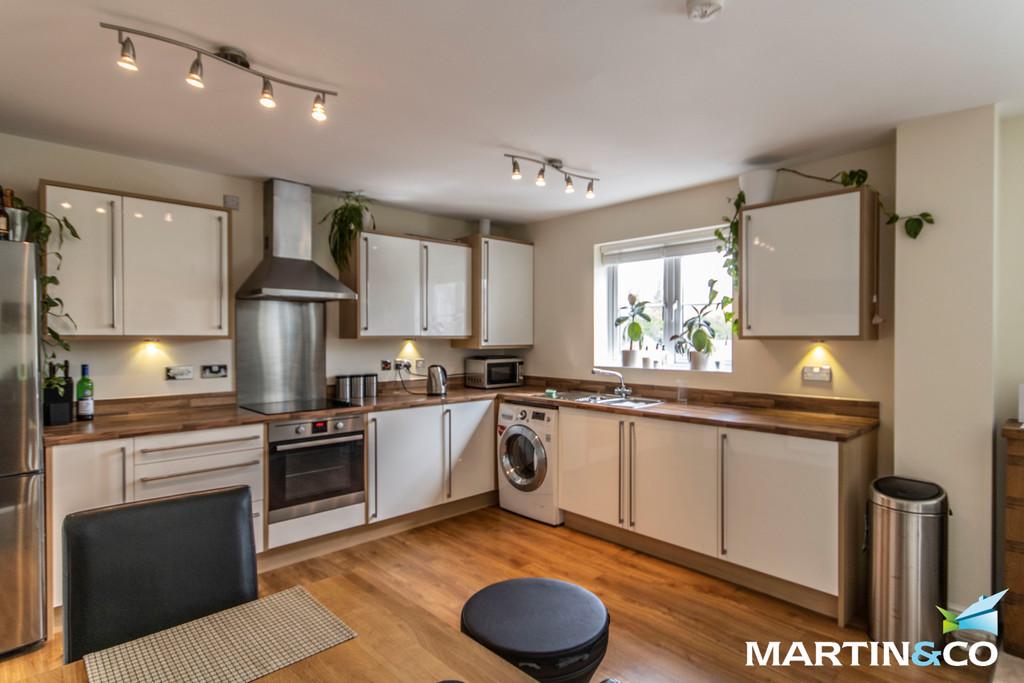 Apartment in Birmingham, West Midlands - View 2