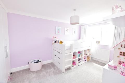 21 Stapleton Road, Orpington, BR6 9TL