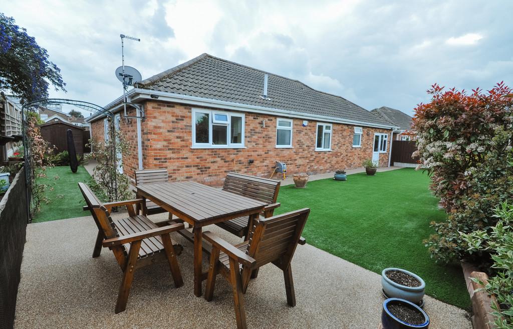 Holly Mews, Hall Farm Road, Benfleet 3 bed detached bungalow £575,000
