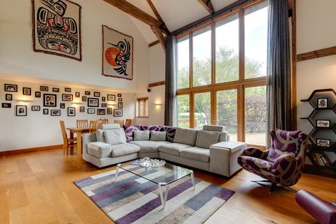 Tadgells Barn Carters Green, Matching, Harlow, CM17 0NX